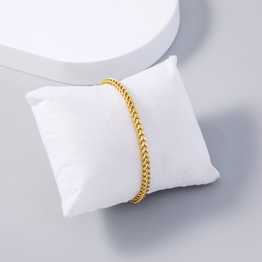 Lara adjustable 18k Gold Plated bracelet
