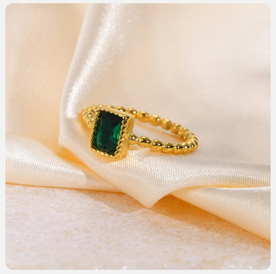 SPARKLE | GREEN STONE- RING