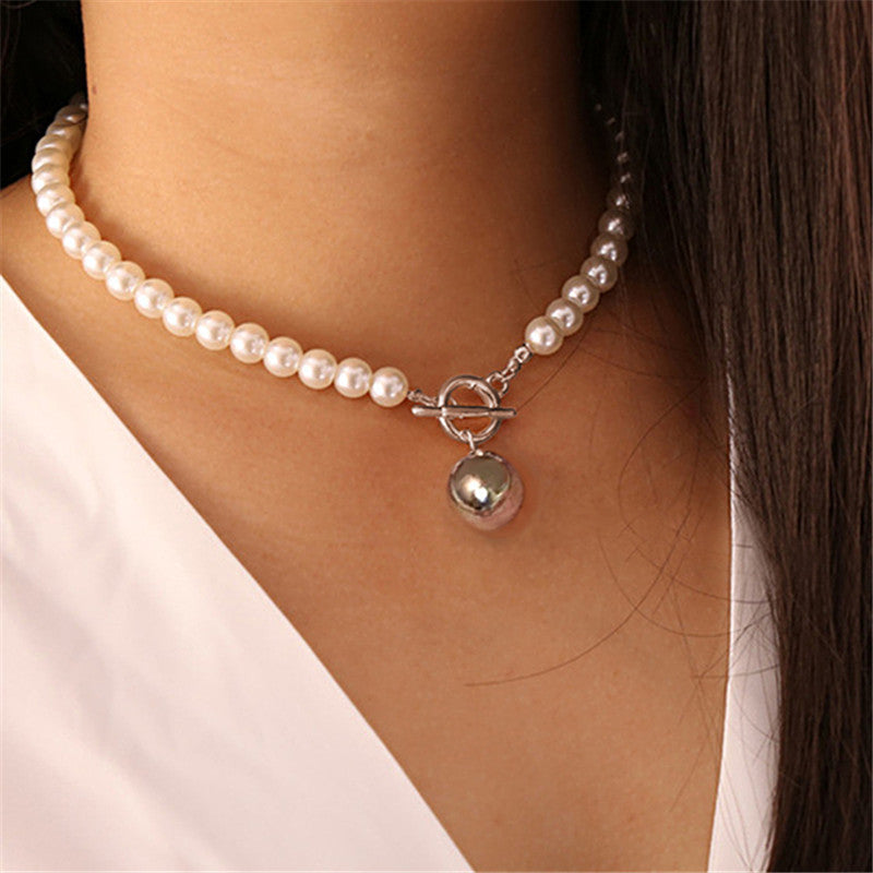 Frieda Drop Ball Pearl Retro Necklace