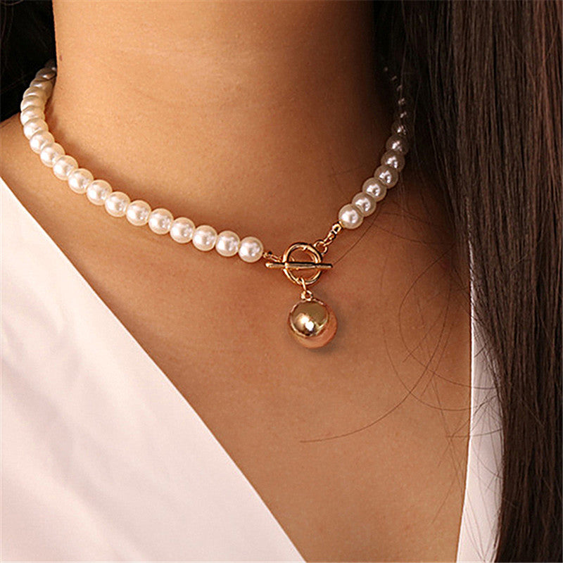 Frieda Drop Ball Pearl Retro Necklace