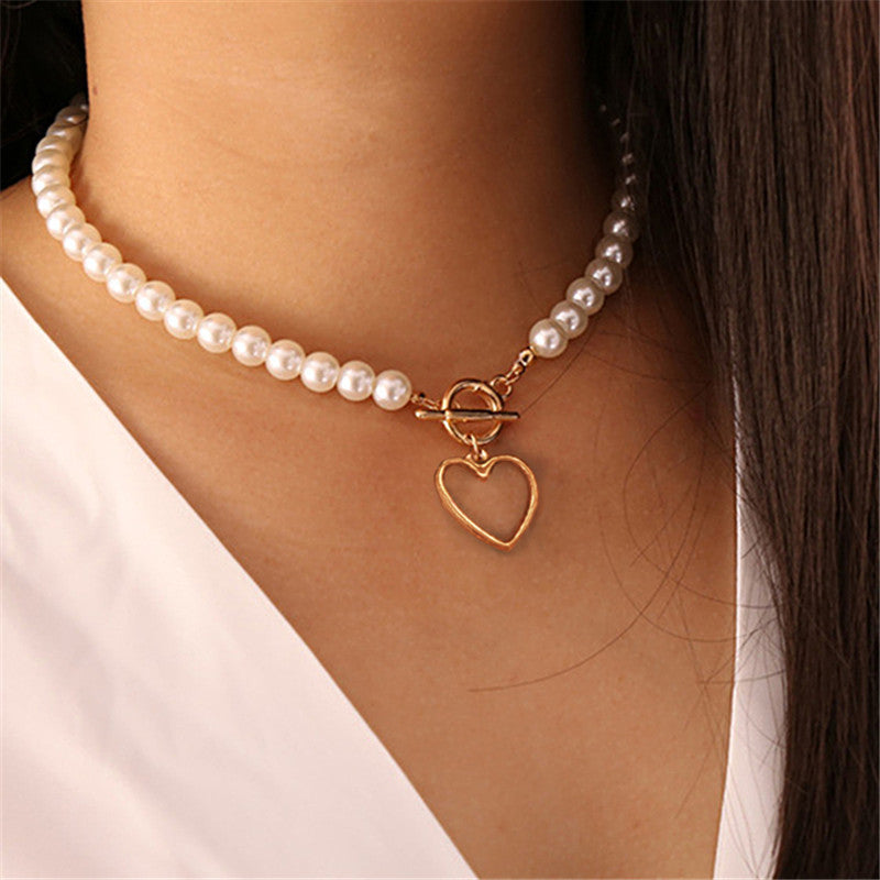 Frieda Drop Ball Pearl Retro Necklace